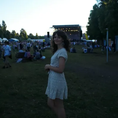 Яна, 28